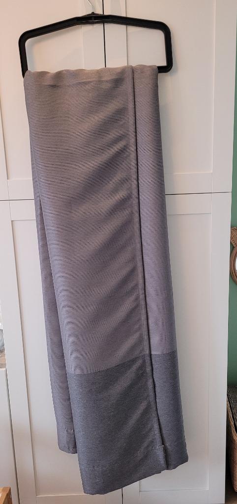 Verduisterende gordijnen IKEA Vilborg, Huis en Inrichting, Stoffering | Gordijnen en Lamellen, Gebruikt, 200 cm of meer, 100 tot 150 cm