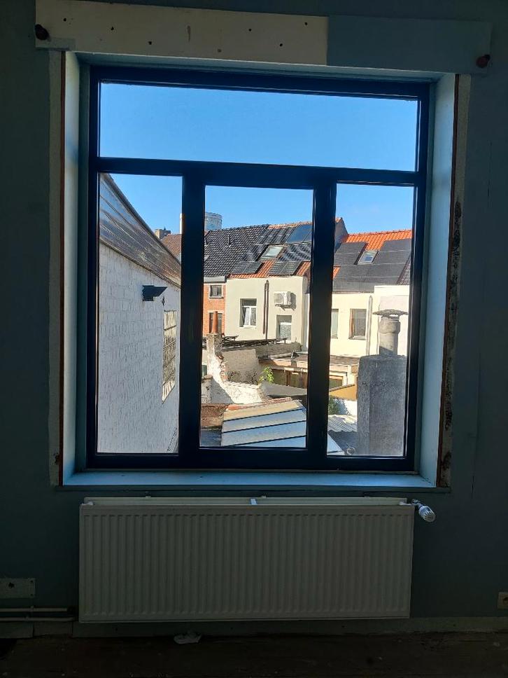 Aluminium raam RAL 8019 grijsbruin 186 cm hoog x 165 cm br, Doe-het-zelf en Bouw, Glas en Ramen, Gebruikt, Gevelraam of Ruit, 160 cm of meer