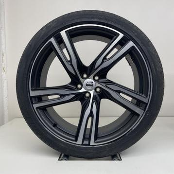 Volvo NIEUWE 22 inch R-design velgen + Zomerbanden XC90 2015 beschikbaar voor biedingen