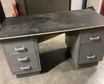 Oud ijzeren bureau., Ophalen, Gebruikt, Bureau