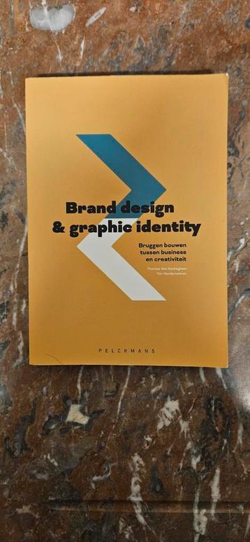 Tim Vandervaeren - Brand design en graphic identity