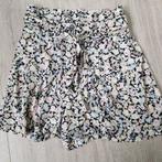 Katoenen gebloemde short 36, Kleding | Dames, Broeken en Pantalons, C&A, Ophalen of Verzenden, Nieuw, Maat 36 (S)
