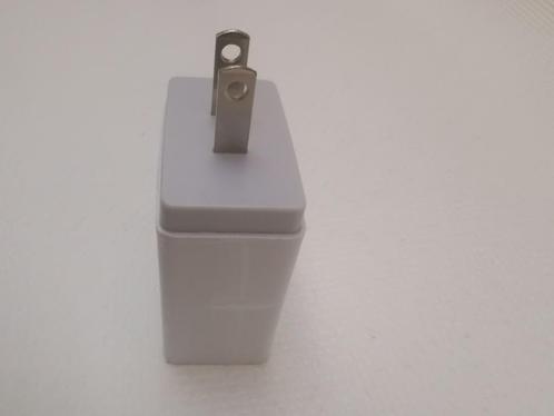 GSM Reislader voor USA 4 port usb wit 5,1 travel adaptor VS, Telecommunicatie, Mobiele telefoons | Telefoon-opladers, Nieuw, Apple iPhone