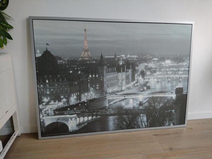 Ikea VILSHULT Parijs, Huis en Inrichting, Woonaccessoires | Schilderijen, Tekeningen en Foto's, Foto of Poster, 75 cm of meer