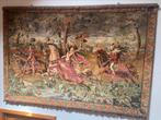 Wandtapijt met valkenjacht op houten frame, Antiek en Kunst, Antiek | Tapijten, Tafelkleden en Textiel, Ophalen