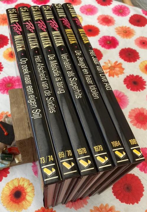 25 jAAR POPMUZIEK in NIEUWSTAAT, Boeken, Muziek, Zo goed als nieuw, Algemeen, Ophalen