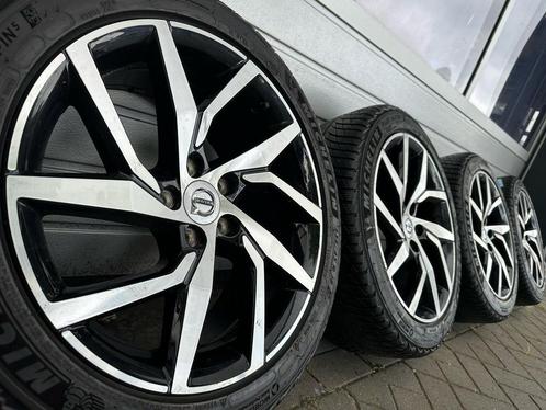 Orig 18 inch Volvo V60 Hybrid V40 S60 V90 S90 velgen banden, Auto-onderdelen, Banden en Velgen, Banden en Velgen, 18 inch, 235 mm