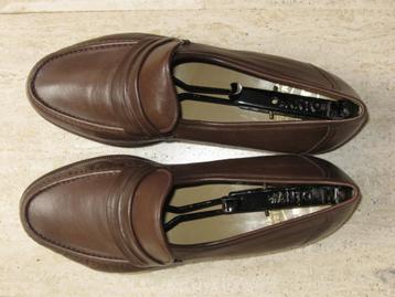 Mocassins Church's 7 1/2 bruns peu utilisés, Vêtements | Hommes, Chaussures, Espadrilles et Mocassins, Comme neuf, Brun, Church's