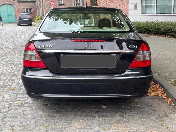 Mercedes e klasse, Auto's, Mercedes-Benz, Bedrijf, E-Klasse, Diesel, Berline, 5 deurs, Handgeschakeld, Zwart, Beige, Leder, Achterwielaandrijving