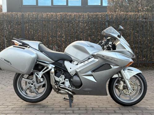 Honda VFR 800 V-Tec, Motoren, Motoren | Honda, Bedrijf, Toermotor, meer dan 35 kW, 4 cilinders, Ophalen