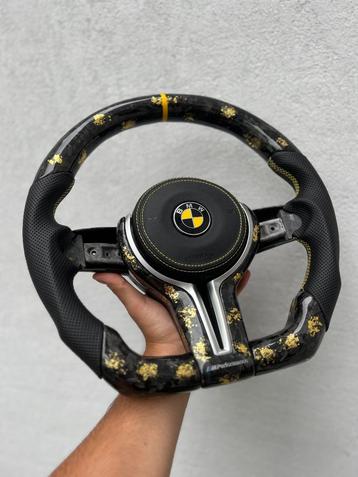 BMW M Performance-stuurwiel — Special Edition Forged Carbon beschikbaar voor biedingen