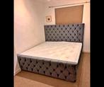 Elegante Bedframe met Knopen – Beschikbaar in Meerdere Maten, Verzenden, Nieuw