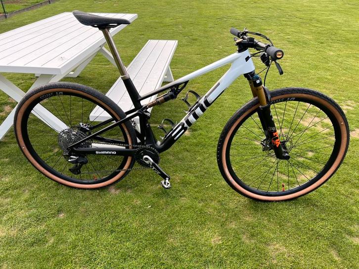 Bmc fourstroke 01 maat large, Fietsen en Brommers, Fietsen | Mountainbikes en ATB, Zo goed als nieuw, Ophalen