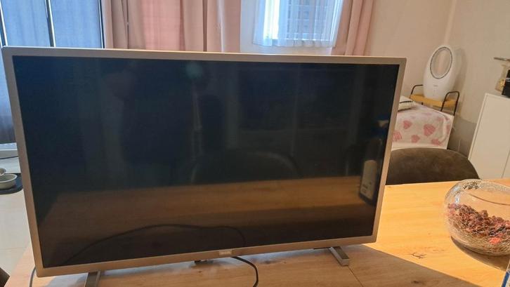 Tv philips 32 pouces, Audio, Tv en Foto, Televisies, Zo goed als nieuw, Philips, Ophalen