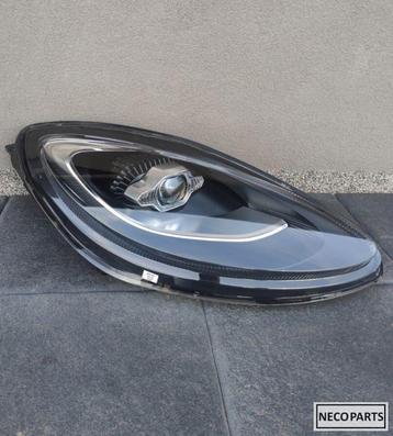ASTON MARTIN DBX KOPLAMP LAMP HEADLIGHT R-L beschikbaar voor biedingen