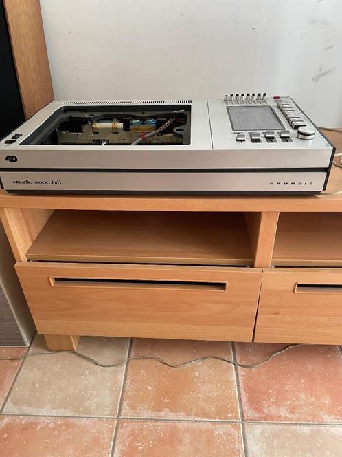 Grundig Studio 2000 zonder P.U. voor stukken, Audio, Tv en Foto, Stereoketens, Niet werkend, Tuner of Radio, Overige merken, Ophalen