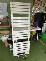 Nieuwe Hudson Reed elektrische handdoekradiator, Doe-het-zelf en Bouw, Verwarming en Radiatoren, Ophalen, Radiator, Nieuw, Minder dan 60 cm
