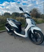 sym symphony 125cc roule très bien    tous les  papier, Vélos & Vélomoteurs, Enlèvement ou Envoi, Comme neuf