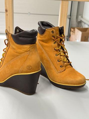 Bottes de randonnée Timberland Wedge Nouvelle 37 à talon 