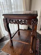 Tafeltje, Chinese stijl, Enlèvement