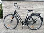 Zwarte stadsfiets 28 inch (meisje) 50 euro, Vélos & Vélomoteurs, Vélos | Filles, Enlèvement, Btwin, Utilisé, 26 pouces ou plus
