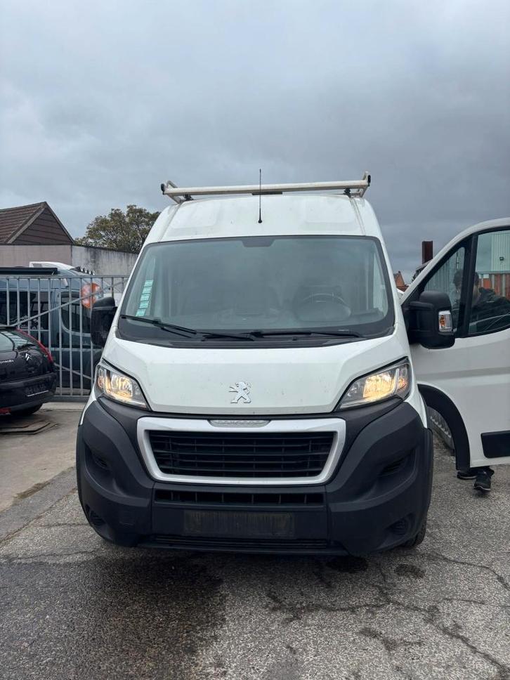 Peugeot Boxer, Auto's, Bestelwagens en Lichte vracht, Particulier, Centrale vergrendeling, Elektrische ramen, Mistlampen, Navigatiesysteem