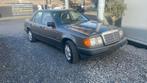 Mercedes oldtimer 250 diesel type 124 bj 1989, Auto-onderdelen, Gebruikt, Ophalen of Verzenden, Motorkap, Mercedes-Benz