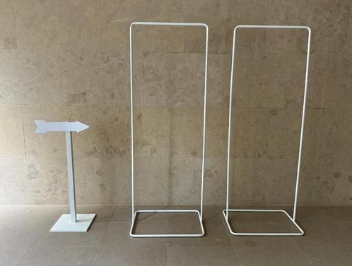 Wedding/Huwelijk/Trouw - wit frame welkomstbord - witte pijl, Diversen, Overige Diversen, Gebruikt, Ophalen