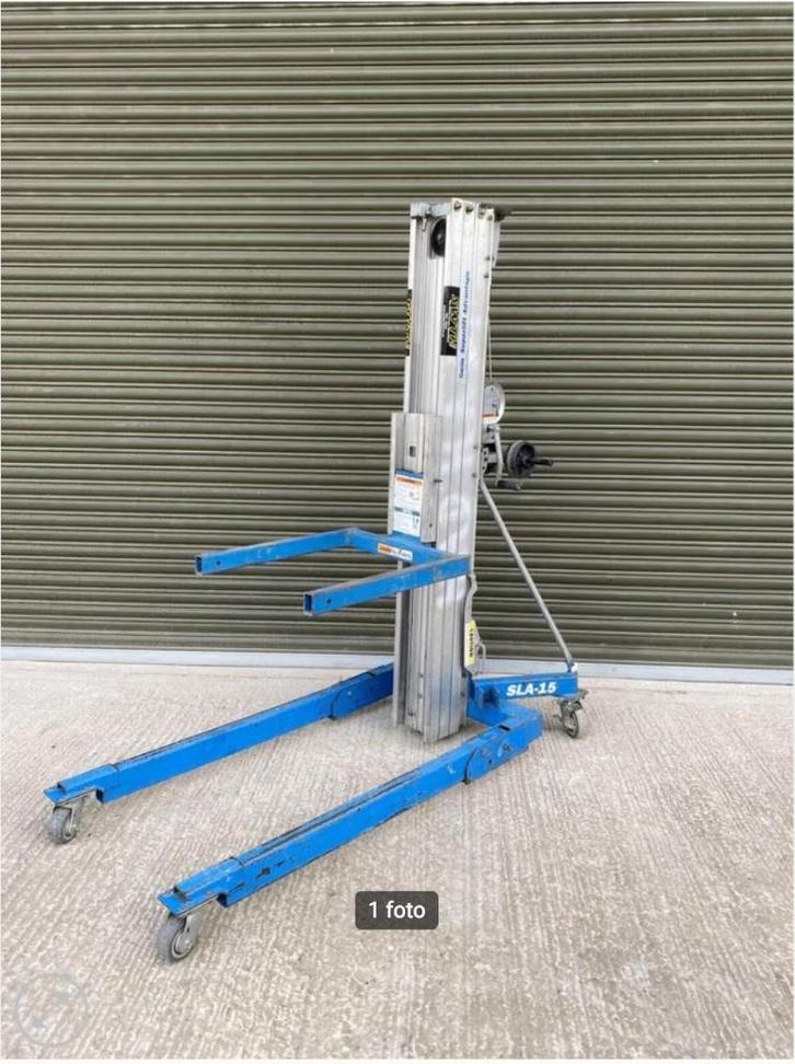 Genie SLA-15 Standaard Superlift lift, Zakelijke goederen, Machines en Bouw | Liften, Steigers en Ladders, Ophalen