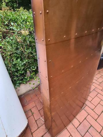 schoorsteenmantel in rood koper beschikbaar voor biedingen