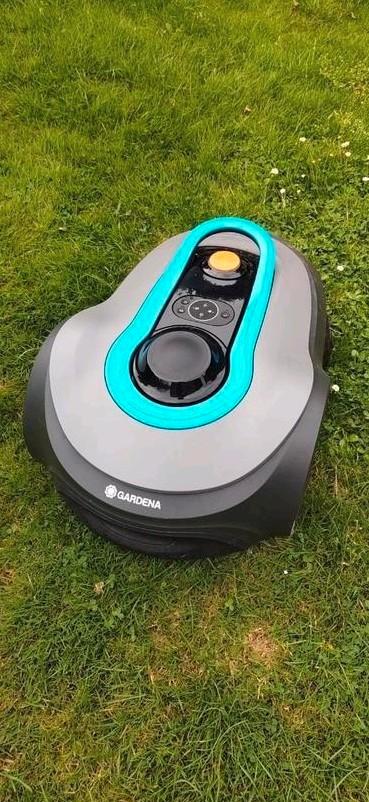 GARDENA Smart SILENO free 600 robotmaaier, Tuin en Terras, Robotmaaiers, Zo goed als nieuw, Ophalen
