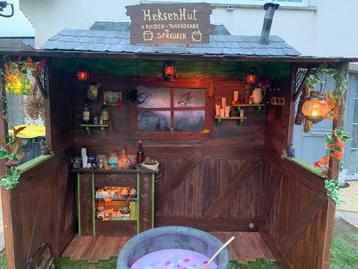 Unieke Heksenhut – Compleet Halloween Decor beschikbaar voor biedingen