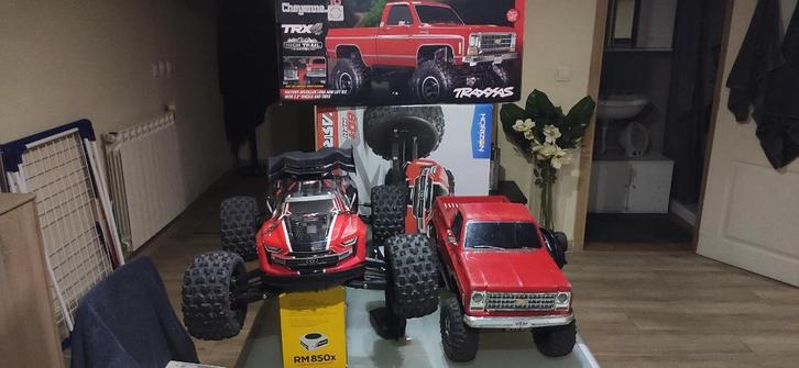 Modelautoset + hardware, Hobby en Vrije tijd, Modelbouw | Radiografisch | Auto's, Zo goed als nieuw, Auto offroad, Elektro, RTR (Ready to Run)