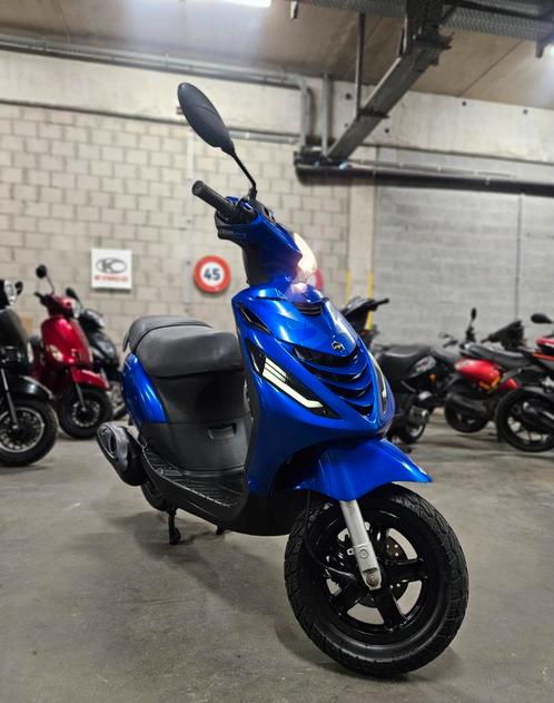 Piaggio Zip "Candy Blue" 50cc klasse A 4 takt 2014 12.347 km, Fietsen en Brommers, Brommers | Overige merken, Zo goed als nieuw