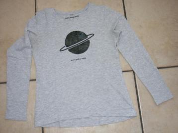 Een grijze longsleeve galaxy, maat 146-152 beschikbaar voor biedingen
