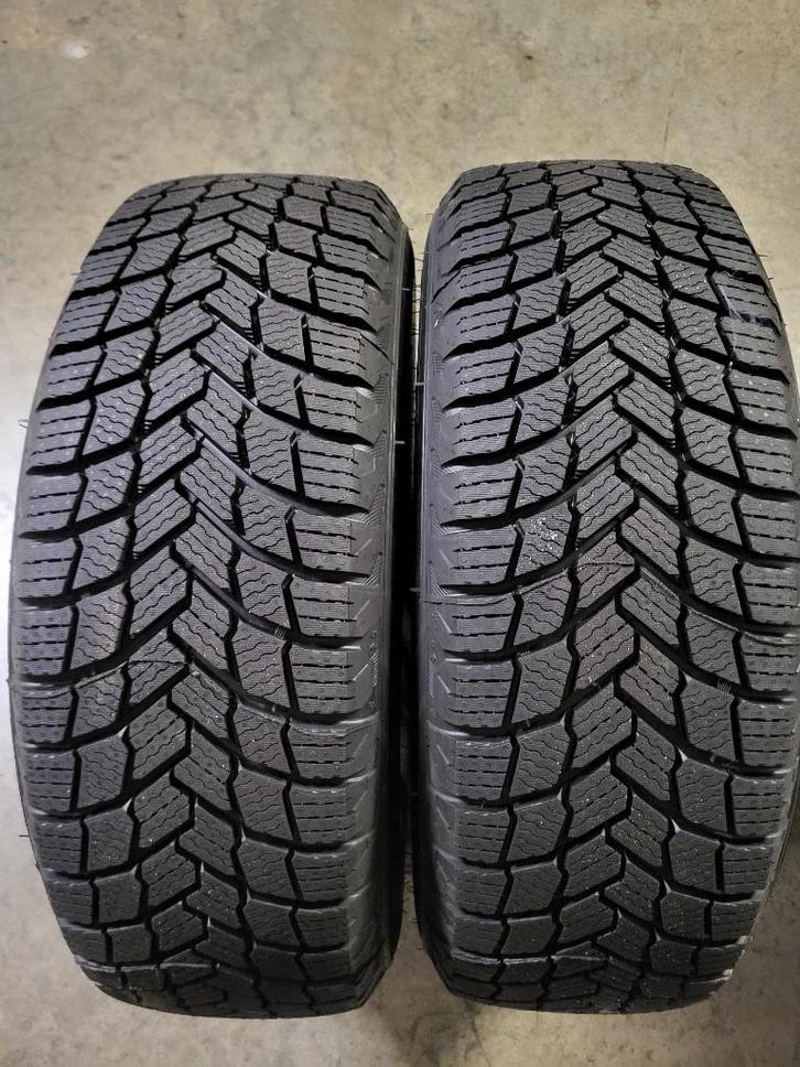 auto, Auto-onderdelen, Banden en Velgen, Band(en), Winterbanden, 15 inch, 195 mm, Personenwagen, Nieuw, Ophalen