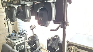 5 x BEAM 230 7R movingheads met flightcases, Musique & Instruments, Lumières & Lasers, Enlèvement, Comme neuf, Lumières, Commande sonore