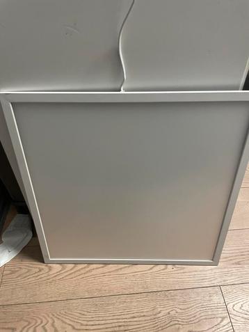 Lampe panel utilisé beschikbaar voor biedingen