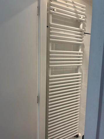 Radiateur porte serviette | A donner beschikbaar voor biedingen