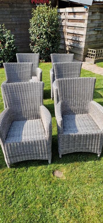 6 tuinstoelen beschikbaar voor biedingen
