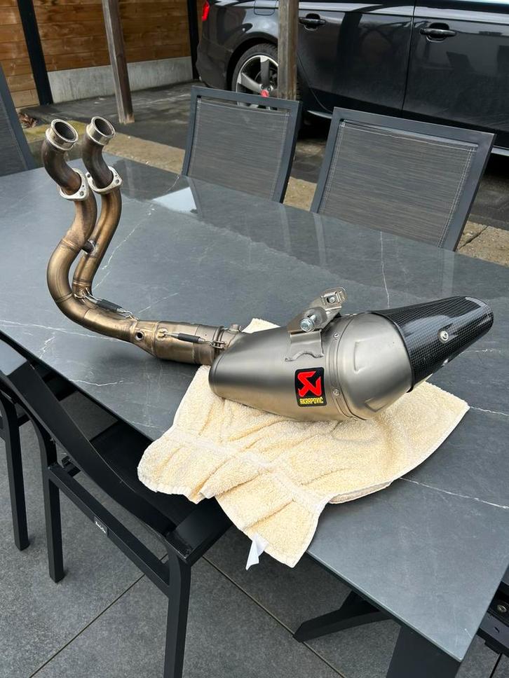 Akrapovič Titanium Full System  Kawasaki Z650 / Ninja 650, Motos, Pièces | Kawasaki, Utilisé, Enlèvement