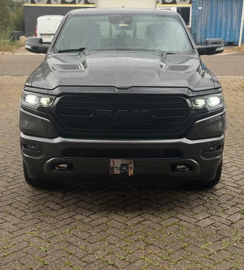 Dodge Ram Limidet Black night addition, Auto's, Dodge, Particulier, RAM 1500, 360° camera, 4x4, Aangepast voor mindervaliden, ABS