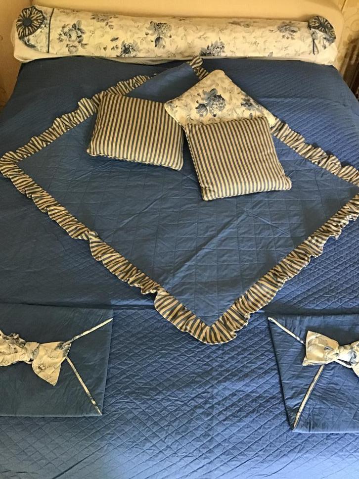 8-delige slaapkamer uitzet, Huis en Inrichting, Slaapkamer | Beddengoed, Zo goed als nieuw, Overige typen, Tweepersoons, Blauw