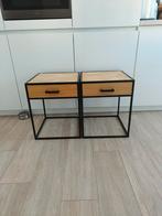 2 nachtkastjes, Ophalen