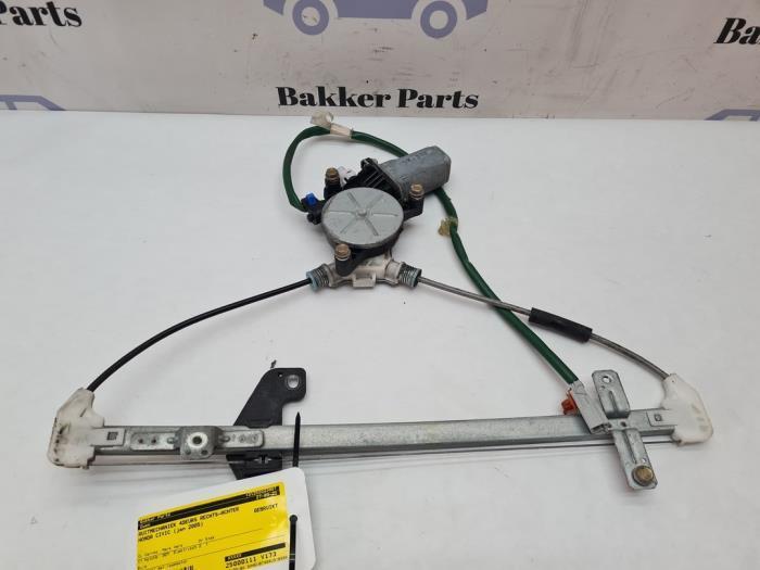 Ruitmechaniek 4Deurs rechts-achter van een Honda Civic, Auto-onderdelen, Ruiten en Toebehoren, Honda, Gebruikt, 3 maanden garantie