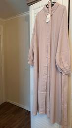 Merrachi Belted Dress old pink, Kleding | Dames, Jurken, Ophalen of Verzenden, Zo goed als nieuw, Maat 46/48 (XL) of groter