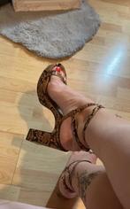 Plateauhakken maat 40, Kleding | Dames, Schoenen, Bruin, Verzenden, Zara, Zo goed als nieuw