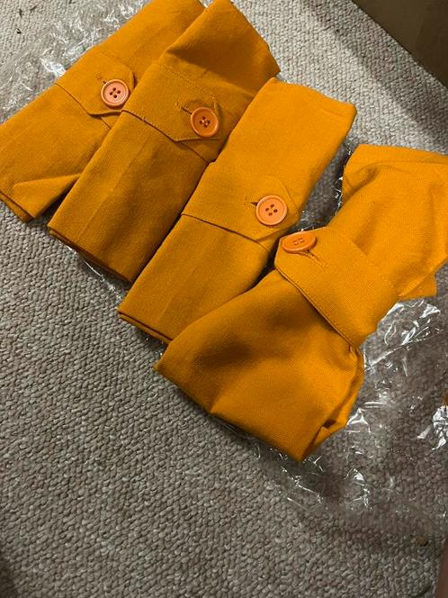 4 stoffen Servetten nieuw en 3 bijhorende placemats, Huis en Inrichting, Keuken | Textiel, Nieuw, Placemat, Oranje, Ophalen of Verzenden