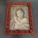 Madonna met kind in houtsnijwerk kader., Ophalen of Verzenden, Gebruikt, Overige typen