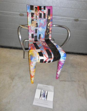Uniek beschilderde Philippe STARCK stoel